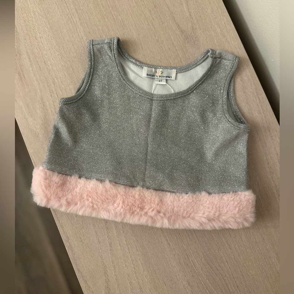 Shimmer & Fur‎ Top